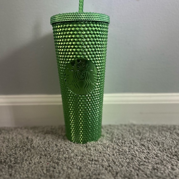 Brand new! Beautiful Starbucks Metallic Green Cup 2023 - Picture 1 of 3